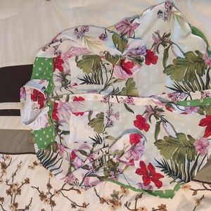 2/$10 Fig & Flower polka dot & floral print blouse